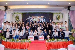 Year end Party 2018 - Tưng bừng tiệc cuối năm cùng iKame